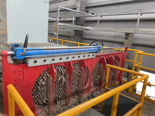 Roodbakstenen Blocks Mixing Machine Auto Filter Double Shaft Mixer Machinery voor klei materiaal