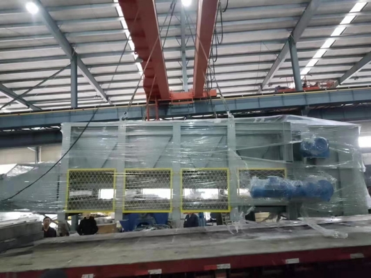 Kettingmachine voor het voeden van stalen dozen