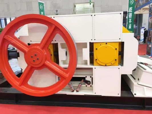 Machines voor het verwerken van ruwe stoffen Machines voor het verwerken van ruwe stoffen Machines voor het verwerken van ruwe stoffen