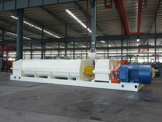 Baksteenfabriek, mengapparatuur, capaciteit 120 ton per uur, dubbelassige extrudeermixer van BBT