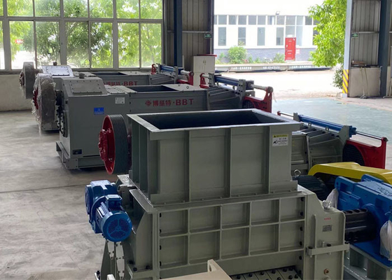 Dubbele van de de Maalmachinemachine van de Tandrol Volledige Automatisch voor de Installatie van de Tunneloven