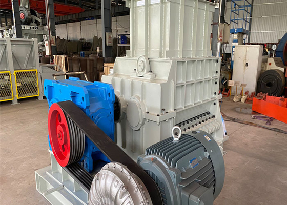 AC Maalmachine van het Motor de Dubbele Getande Broodje voor de Verwerking van Grondstoffen