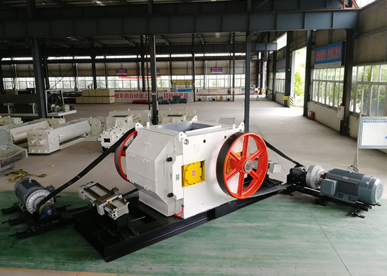 Hoge snelheid Clay Brick Roller Crusher Machine voor Volledige Automatische Productielijn