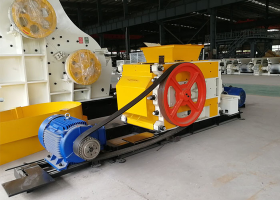 Hoge snelheid Clay Brick Roller Crusher Machine voor Volledige Automatische Productielijn