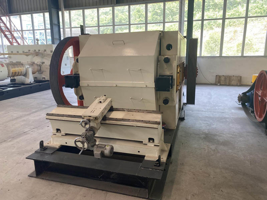 Clay Brick Crusher Roller Machine-Energie - besparingsProductiecapaciteit 35 - 80m ³ /H