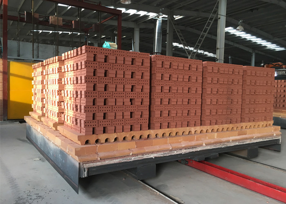 De volledige automatische rode baksteen stak van de de baksteentunnel van de steenovenklei de technologie van de de oveninstallatie in Bangladesh India in brand