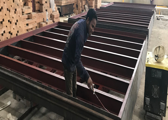 Van de de tunneloven van de kleibaksteen de dagelijkse capaciteit 50000 tot 100000 stukken met het materiaal van de steenovenverrichting