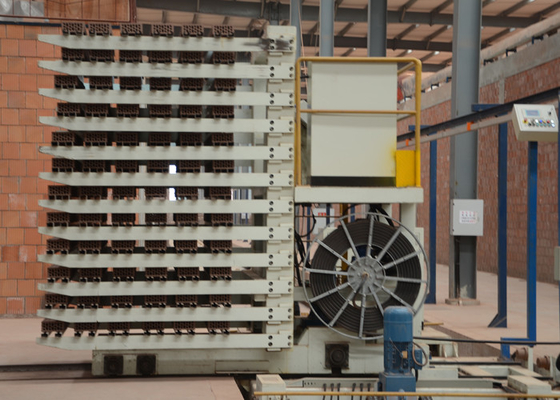 Volledig Automatische de Lading en het Leegmaken van Clay Dryer Machine Red Brick Machine
