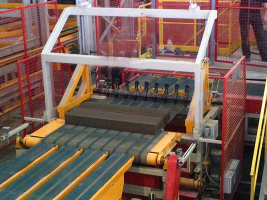 Hydraulische klei stenen snijmachine met 520 mm maximale snijbreedte en 6-8 keer/min snijcyclus voor arbeidsbesparing