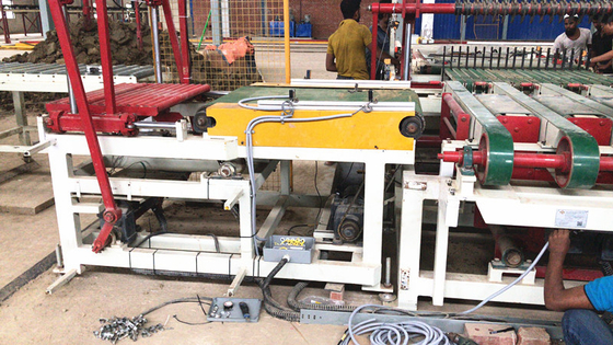 De grote Stevige Aangepaste Druk van Blokclay brick cutting machine hydraulic