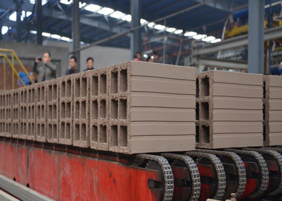 Hoge snelheid Automatisch Op zwaar werk berekend Clay Brick Cutting Machine Cutter