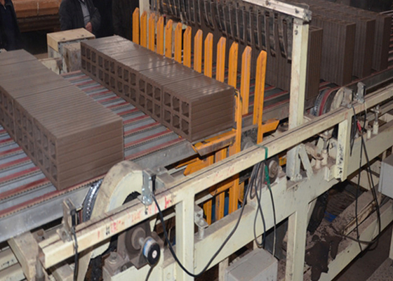 De op zwaar werk berekende Holle Snijmachine van de de Muurbaksteen van de het In blokken snijdenmachine Volledige Automatische