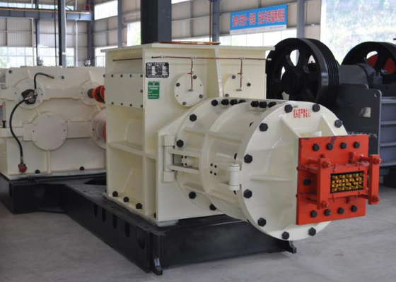 automatische kleibaksteen die de vacuümproductielijn van de extruder brandende steenoven maken
