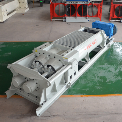 Nieuw model Volledig automatische baksteen fabriek mengmachine Dubbele schacht Mixer voor klei baksteen Productielijn