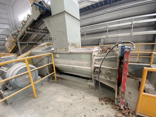 Machines en toestellen voor het vervaardigen of vervaardigen van elektrische apparaten