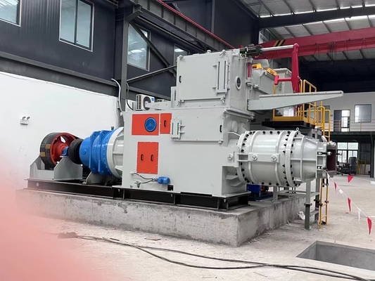 120000-130000 stuks/dag Capaciteit Klei-bakstenenmachine Vacuum extruder voor vaste en holle blokken in tunneloven fabriek